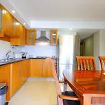 Ellierose Apartment